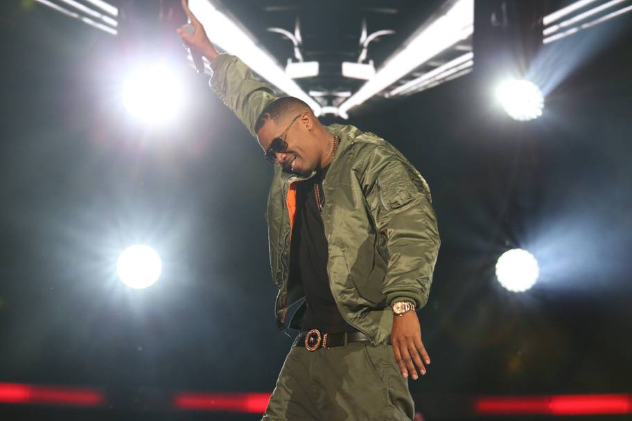 Tra gli artisti che si sono esibiti sul palco, anche il rapper Nas.